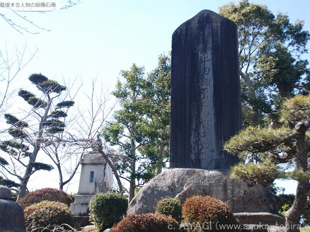 平田靭負 坐像 大巻薩摩工事役館跡(岐阜県養老郡養老町大巻)