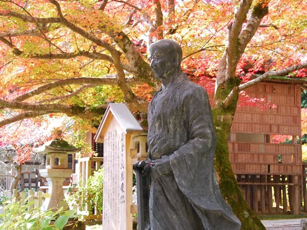 角倉了以 二尊院(京都市右京区嵯峨二尊院門前長神町27)