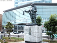 徳川家康　静岡駅北口(静岡県静岡市葵区黒金町) 