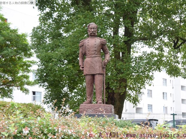 プチャーチン 三四軒屋緑道公園(静岡県富士市五貫島) 現在の富士市沖で津波のため沈没したディアナ号の錨は昭和５１年に海底から引き上げられ、この公園に展示されています。