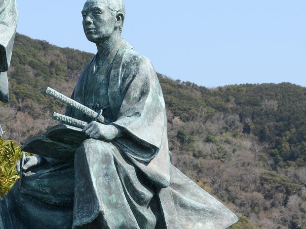金子重之輔・重輔 弁天島（静岡県下田市柿崎）
