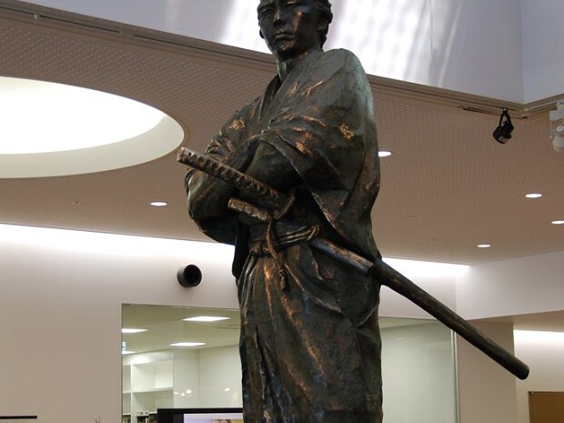 坂本龍馬 長崎歴史文化博物館（長崎県長崎市立山） 長崎歴史文化博物館 掲載承諾 これはエントランスに展示されています。