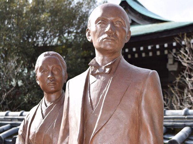 楫取素彦（かとり もとひこ)・小田村伊之助[1829～1912年] 山口県萩市で生まれました。小田村家の養子となり小田村伊之助（おだむら いのすけ）を名のり、吉田松陰や久坂玄随ら松下村塾の塾生らと深い関係がありました。...