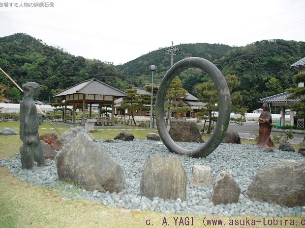 浦嶋太郎と乙姫 「悠々時空」浦嶋神社（うらしまじんじゃ）(京都府与謝郡伊根町本庄浜191)