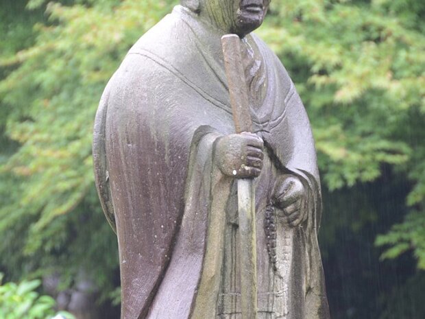 親鸞 居多神社（新潟県上越市五智）