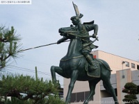 前田利家の妻・まつ  あおなみ線荒子駅前（ 愛知県名古屋市中川区吉良町138-2) 