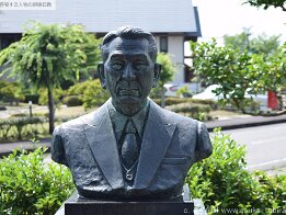 昭和時代 戦前、戦中、戦後に分けられます。日本は朝鮮半島を植民地化し、中国や大国ロシアと戦って勝利したことでさらに支配地域を拡大しようとしました。その後、アメリカ、イギリスなどの連合軍と戦い、敗戦の時代を迎えました。戦後は経済が大きく発展し、恒久平和...