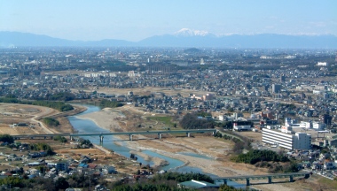 東谷山から